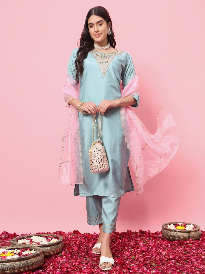 Women Silk Blend Kurta Pant Dupatta Set