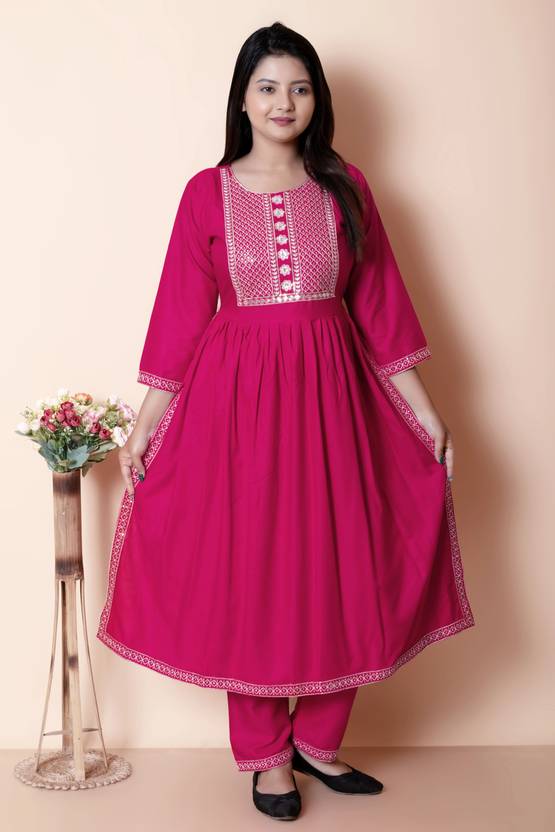 Women Viscose Rayon Kurta Pant Set